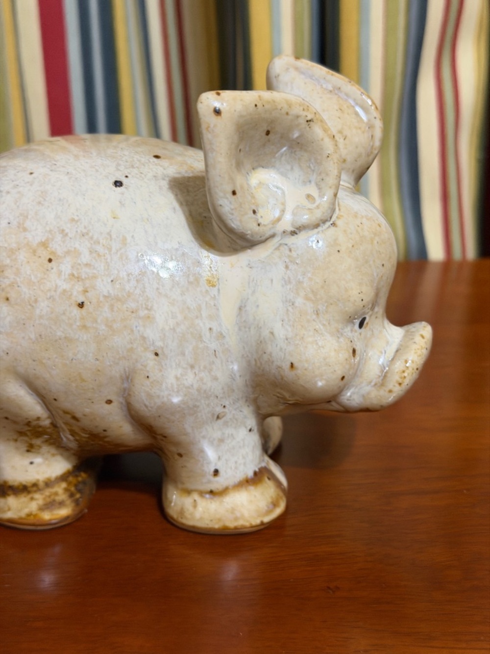Darling Ceramic Pig Figurine in Cream - Picture 5 of 9